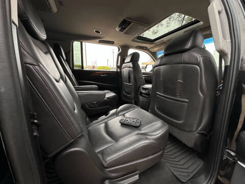 2017 Cadillac Escalade ESV Premium Luxury