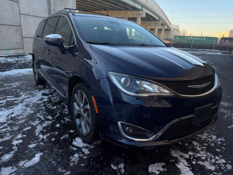 2017 Chrysler Pacifica for sale at JG Auto Sales in North Bergen NJ