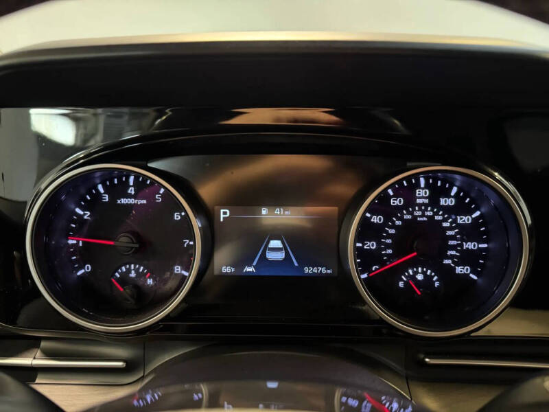 2022 Kia Carnival EX