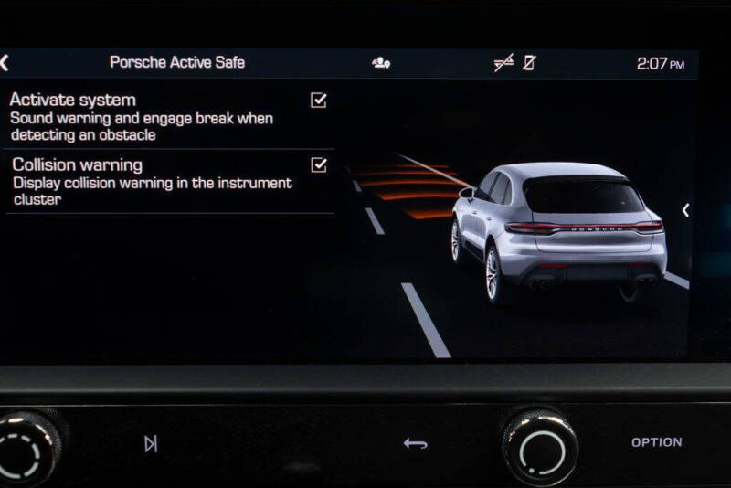 2023 Porsche Macan