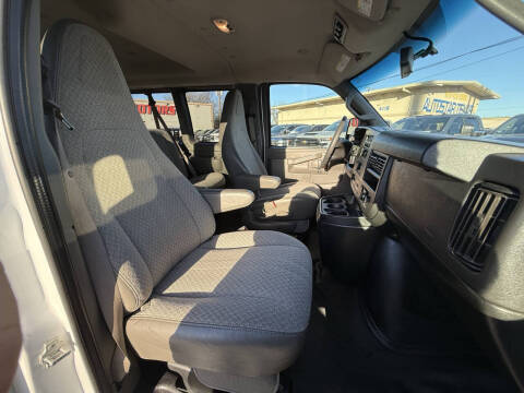 2019 Chevrolet Express LS 3500