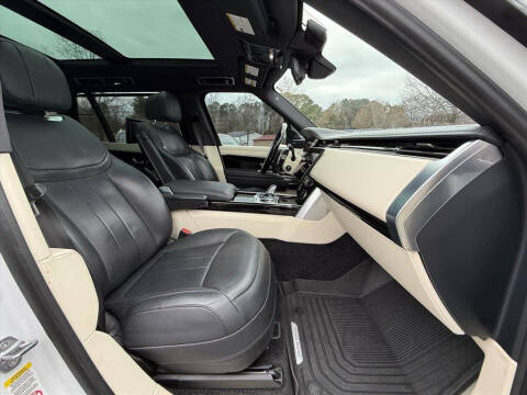 2023 Land Rover Range Rover P530 SE LWB