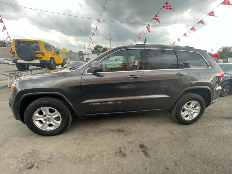 2017 Jeep Grand Cherokee Laredo