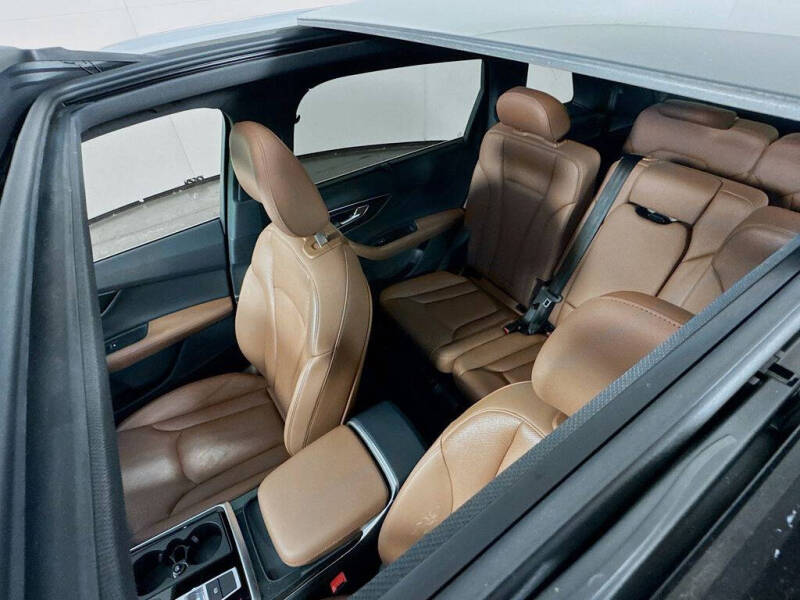 2023 Audi Q7 quattro Premium Plus 55 TFSI