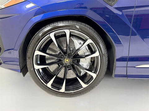 2020 Lamborghini Urus