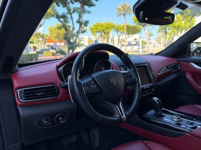 2017 Maserati Levante S