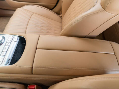 2023 Genesis G90 3.5T e-Supercharger