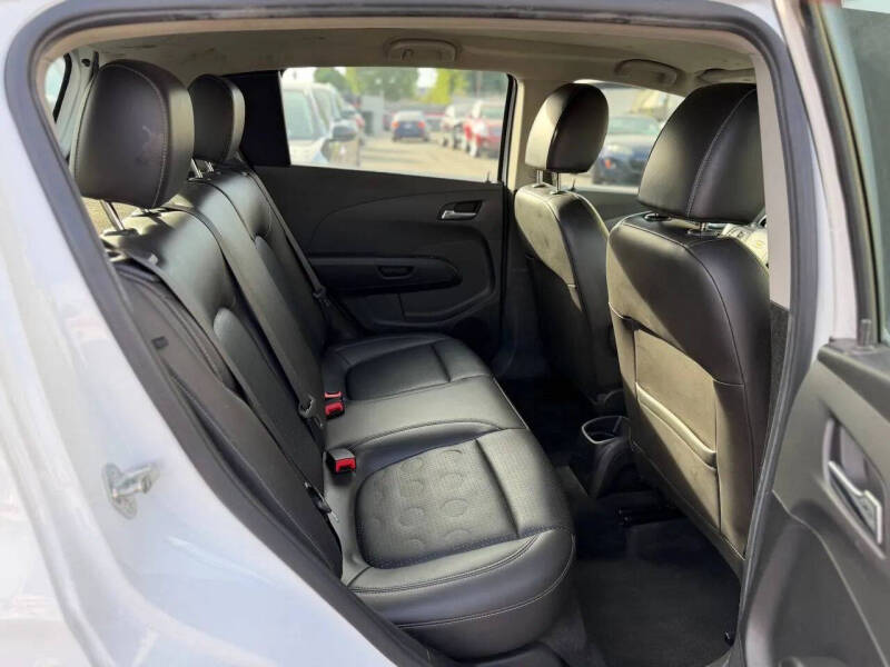 2016 Chevrolet Sonic LTZ Auto