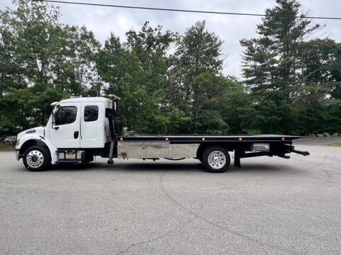 2017 Freightliner M2 106