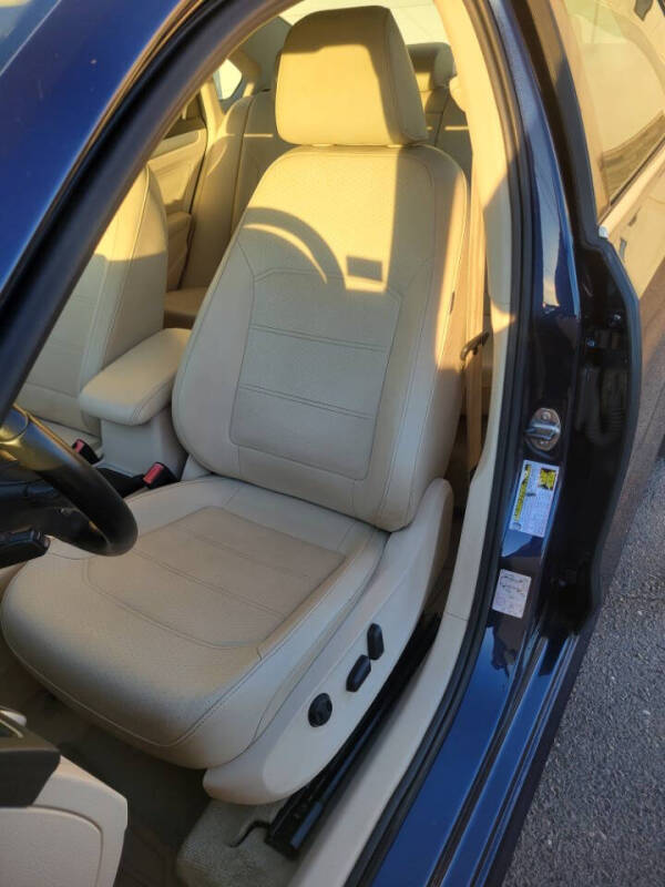 2013 Volkswagen Passat SE PZEV