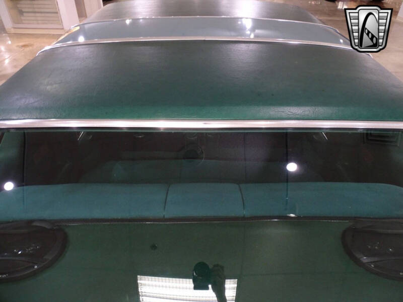 1977 Ford Thunderbird