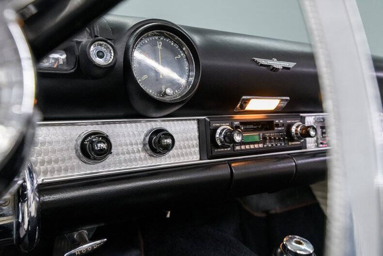 1956 Ford Thunderbird