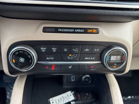 2020 Ford Escape SEL