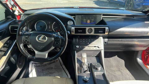 2016 Lexus IS 200t