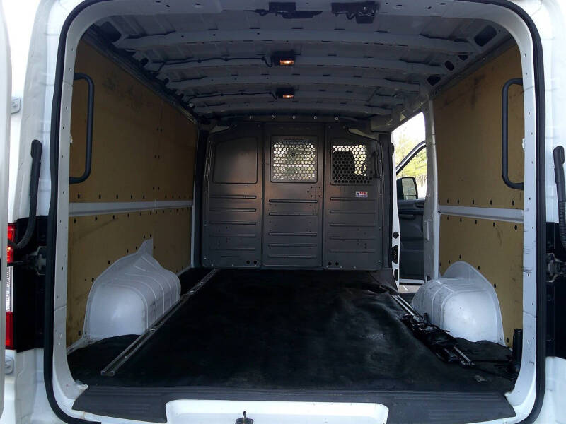 2019 Nissan NV 2500 HD SV