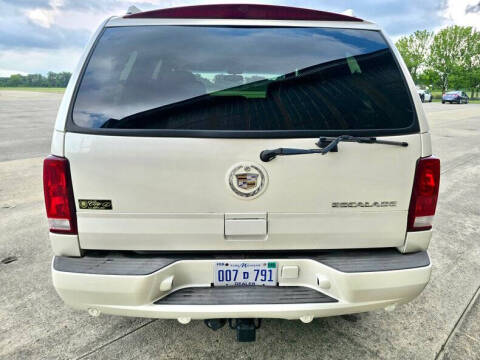 2004 Cadillac Escalade