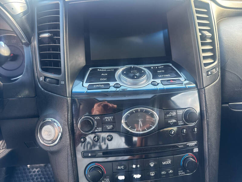 2009 Infiniti FX35