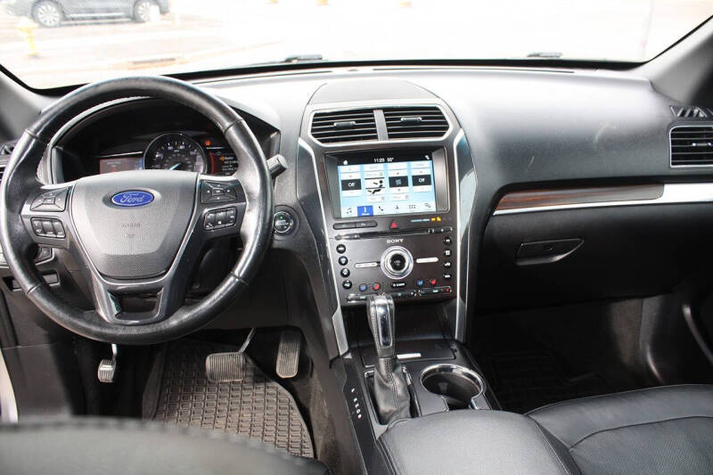 2017 Ford Explorer Limited