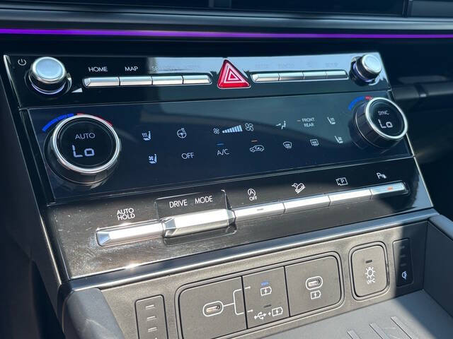 2024 Hyundai Santa Fe 30