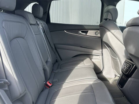 2020 Lincoln Nautilus Reserve