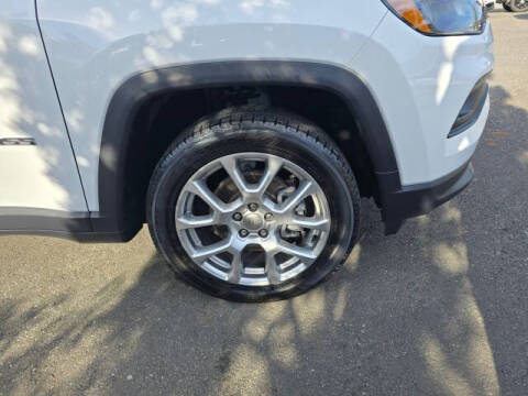 2022 Jeep Compass Latitude Lux