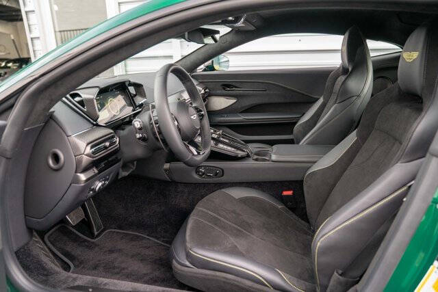 2025 Aston Martin Vantage 12