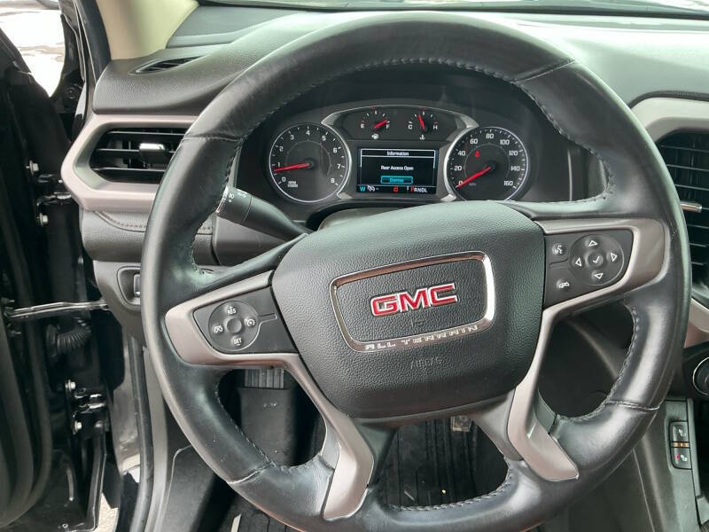 2017 GMC Acadia SLT-1