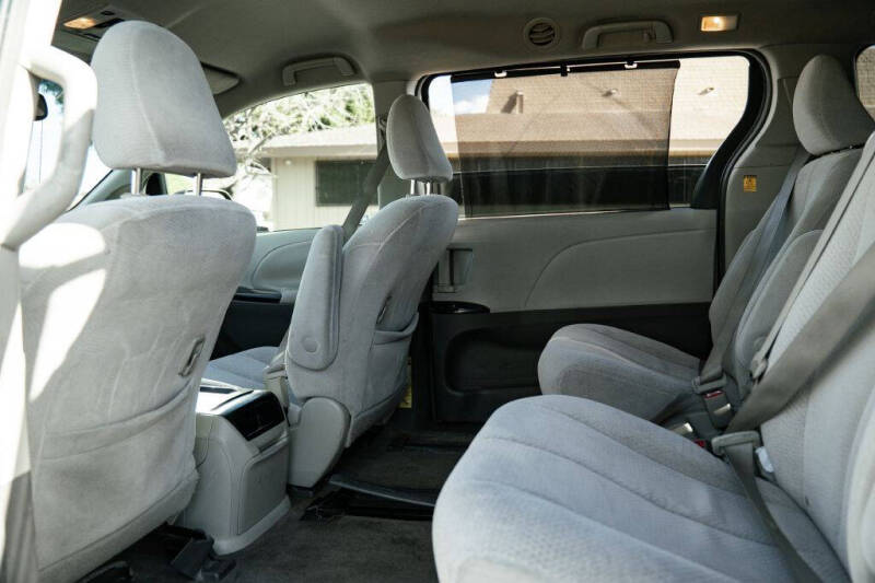 2011 Toyota Sienna