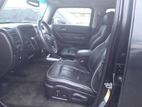 2010 HUMMER H3 Luxury