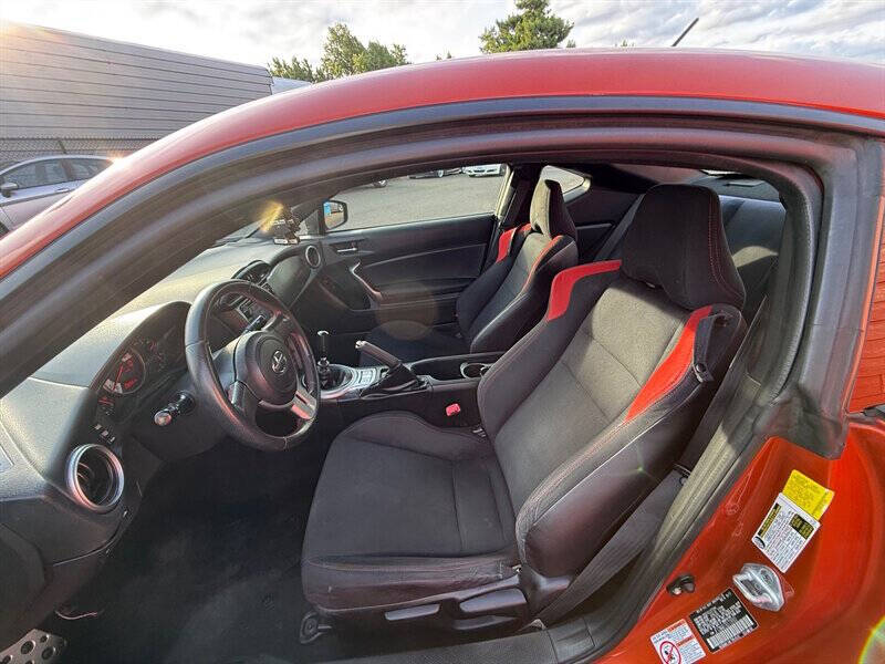 2013 Scion FR-S