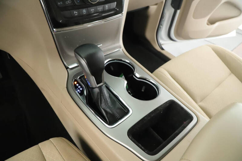 2022 Jeep Grand Cherokee WK Laredo E