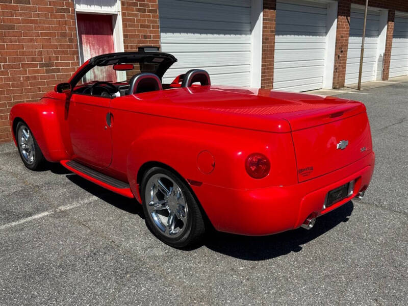 2004 Chevrolet SSR LS