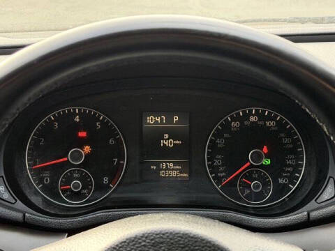 2015 Volkswagen Passat 1.8T Limited Edition