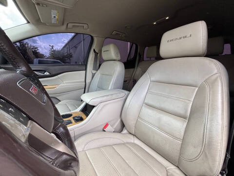 2017 GMC Acadia Denali