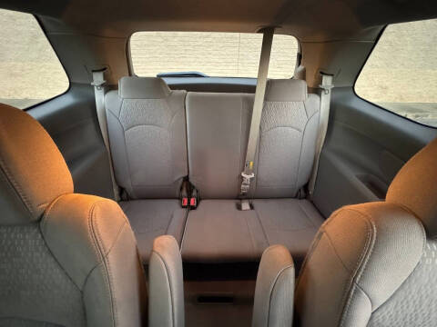 2016 GMC Acadia SLE-2