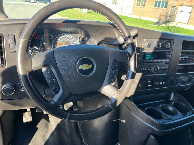 2020 Chevrolet Express 2500