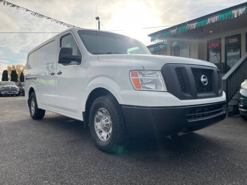 2013 Nissan NV
