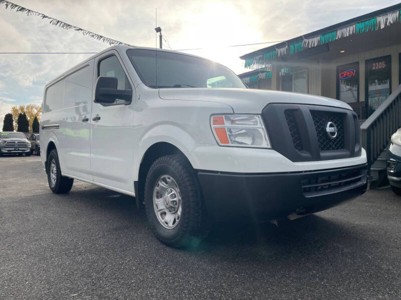 2013 Nissan NV