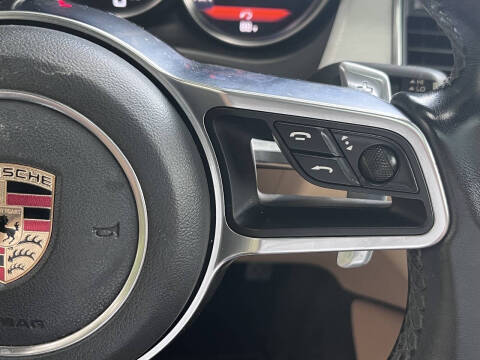 2017 Porsche Macan S