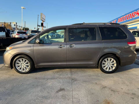 2013 Toyota Sienna