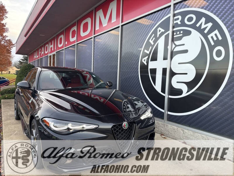 2024 Alfa Romeo Giulia Quadrifoglio Carbon's photo