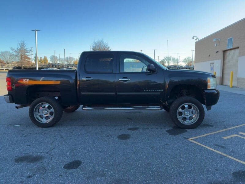 2009 Chevrolet Silverado 1500 1LT's photo