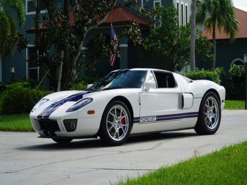 2005 Ford GT Base's photo