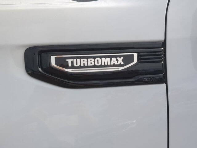 2026 GMC Sierra 1500 Elevation Standard