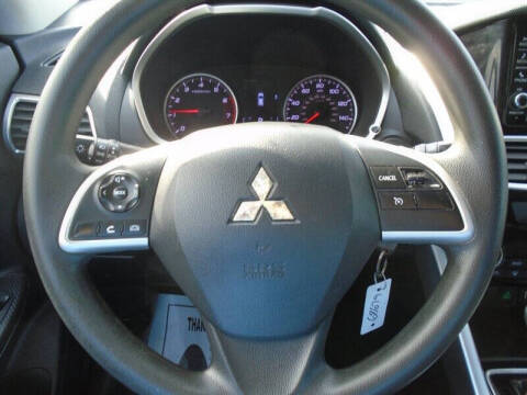 2019 Mitsubishi Eclipse Cross ES