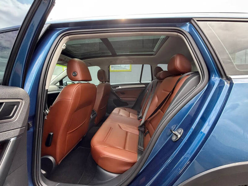 2017 Volkswagen Golf Alltrack