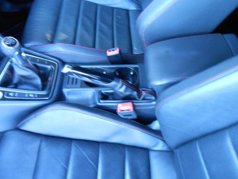 2015 Volkswagen Golf GTI S