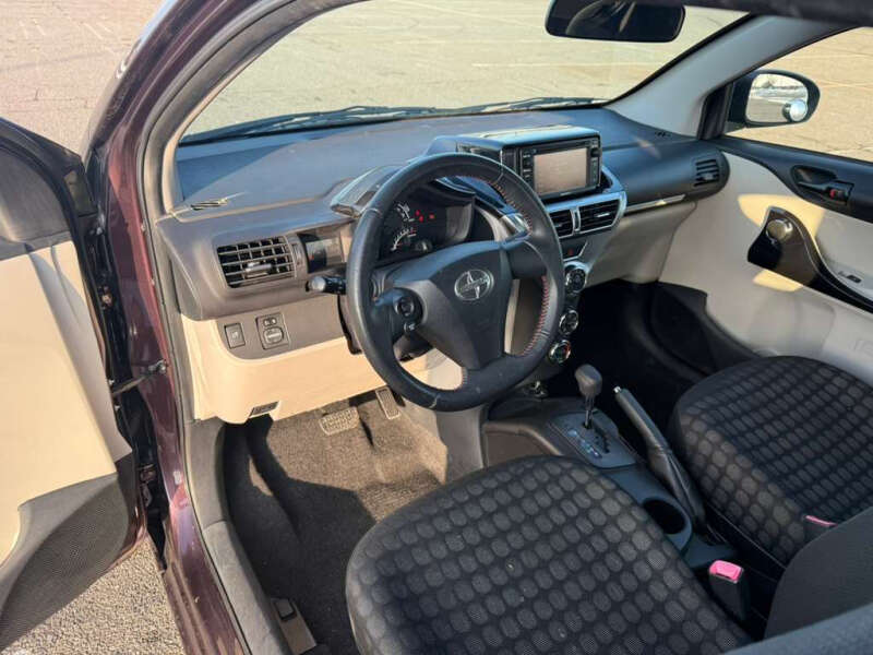 2014 Scion iQ