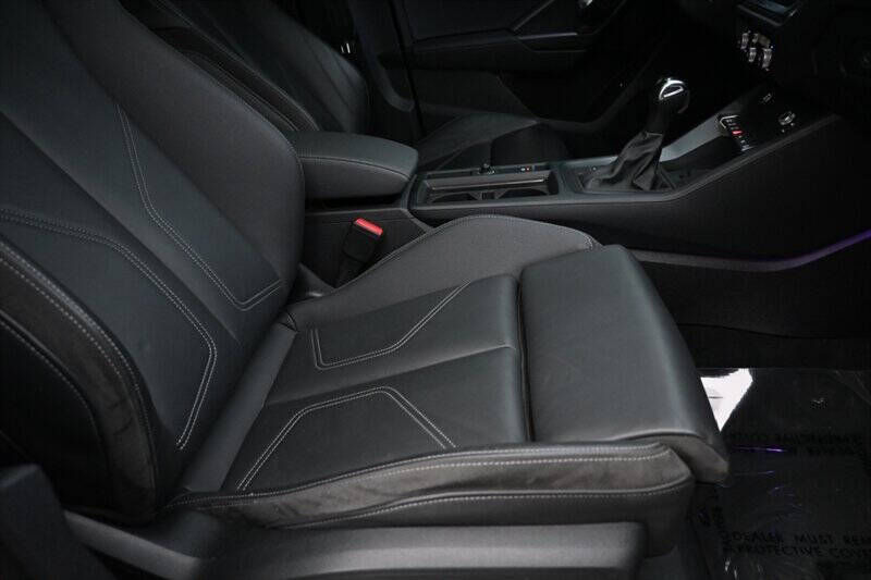 2021 Audi Q3 quattro S line Prem Plus 45 TFSI