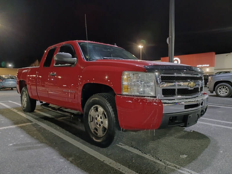 2010 Chevrolet Silverado 1500 for sale at i90 Auto Group LLC in Amsterdam NY